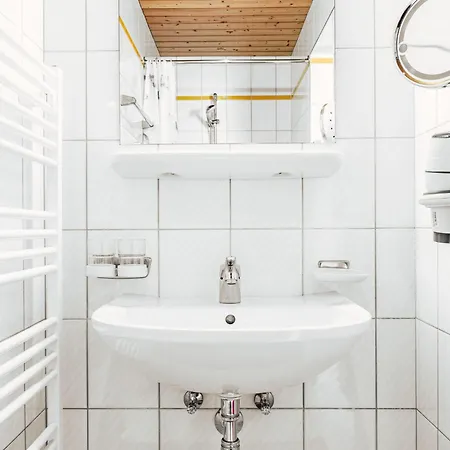 Sarah In By Interhome Apartamento