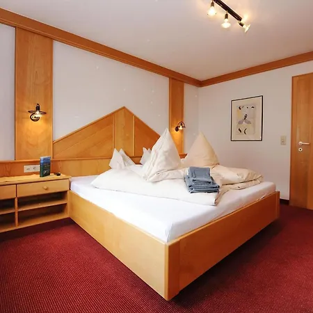 Apartman Sarah In By Interhome Galtür